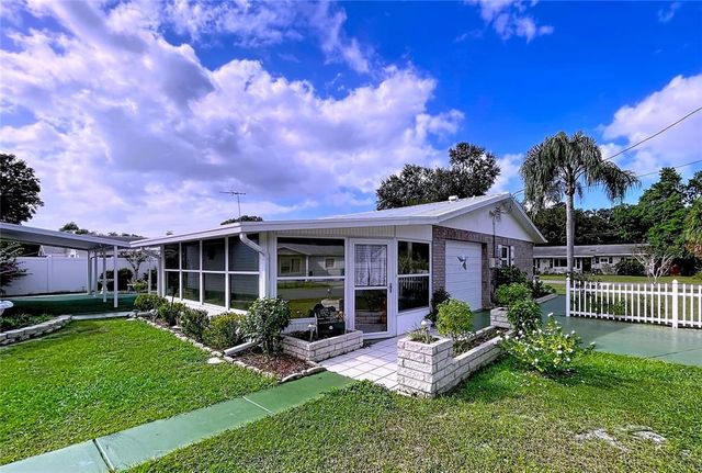 39350 5TH AVENUE, Zephyrhills, FL 33542