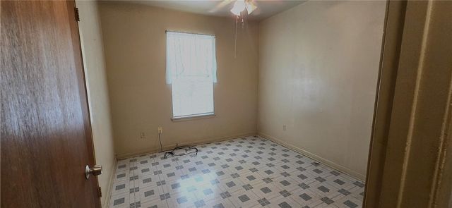 5813 Woodhaven Dr, Corpus Christi, TX 78412