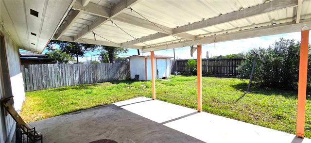 5813 Woodhaven Dr, Corpus Christi, TX 78412