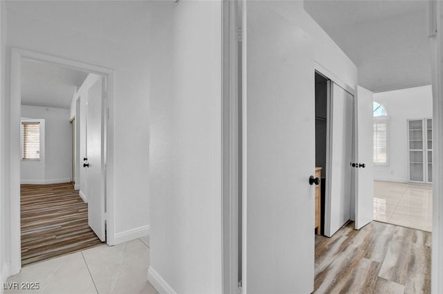 9028 Cypress Point Way, Las Vegas, NV 89117