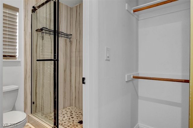 9028 Cypress Point Way, Las Vegas, NV 89117