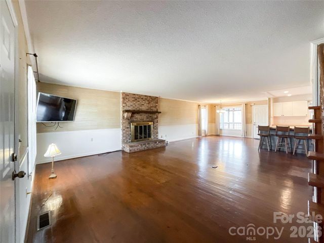 819 Triple Creek Road, Mount Croghan, SC 29727