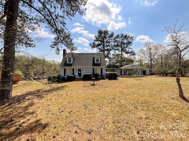 819 Triple Creek Road, Mount Croghan, SC 29727