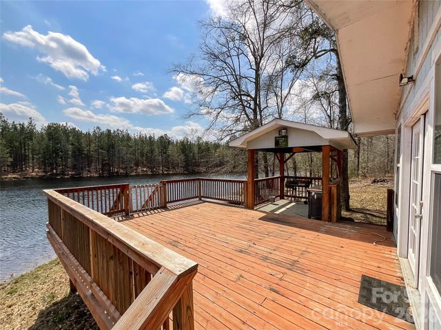 819 Triple Creek Road, Mount Croghan, SC 29727
