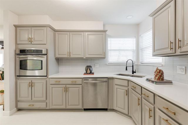 12213 Greystone Terrace, Oklahoma City, OK 73120