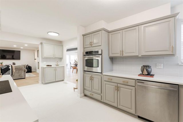 12213 Greystone Terrace, Oklahoma City, OK 73120