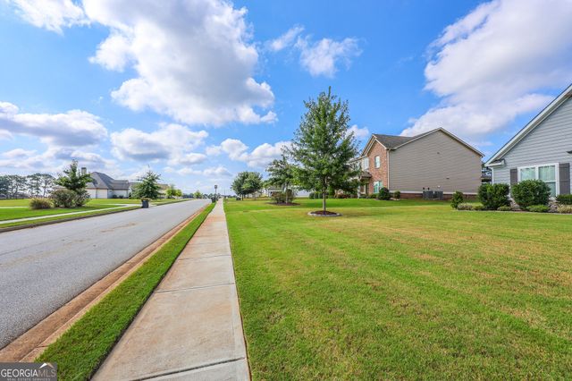 275 Graceton Farms Drive, Senoia, GA 30276