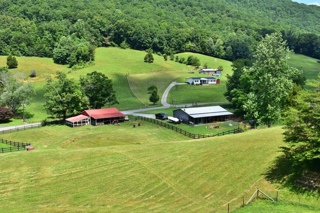 1319 Ideal Valley Road, Spring City, TN 37381