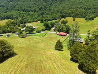 1319 Ideal Valley Road, Spring City, TN 37381