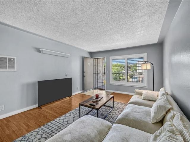 202 Candice Place, Vista, CA 92083