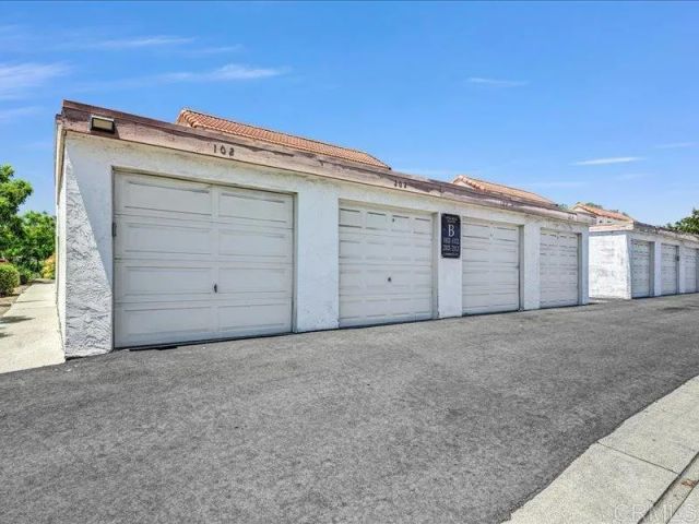 202 Candice Place, Vista, CA 92083