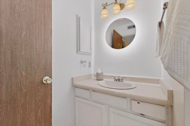 4892 Turquoise Drive NE, Rio Rancho, NM 87124