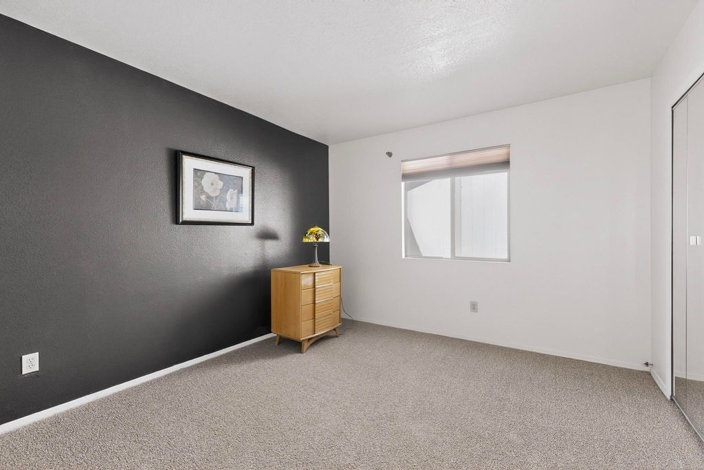 Image 17 of property listing at 4892 Turquoise Drive NE, Rio Rancho, NM 87124