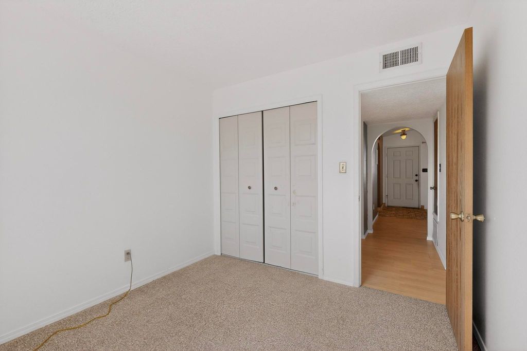 Image 27 of property listing at 4892 Turquoise Drive NE, Rio Rancho, NM 87124