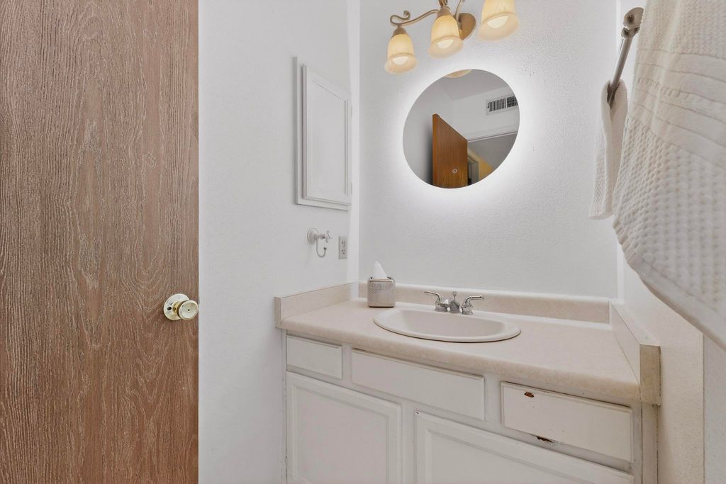 Image 28 of property listing at 4892 Turquoise Drive NE, Rio Rancho, NM 87124