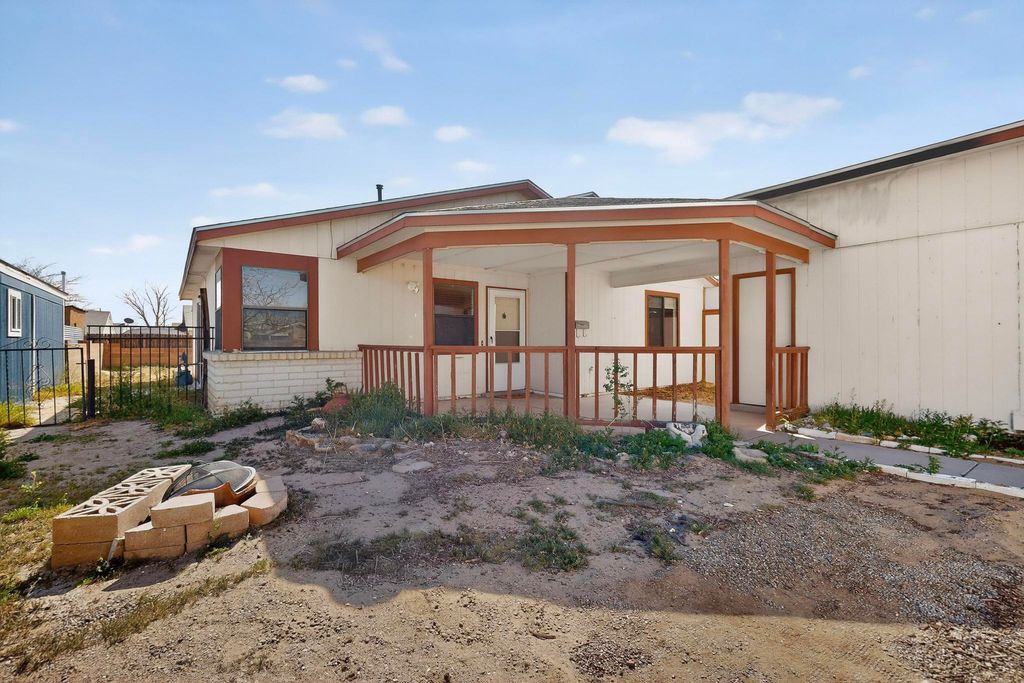 Image 38 of property listing at 4892 Turquoise Drive NE, Rio Rancho, NM 87124