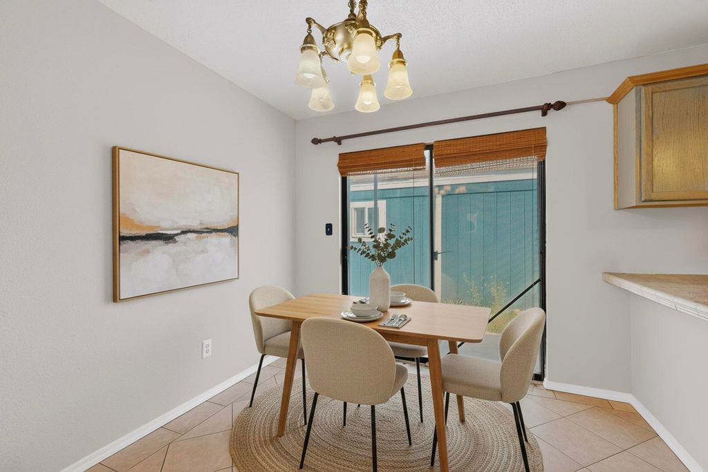 Image 9 of property listing at 4892 Turquoise Drive NE, Rio Rancho, NM 87124