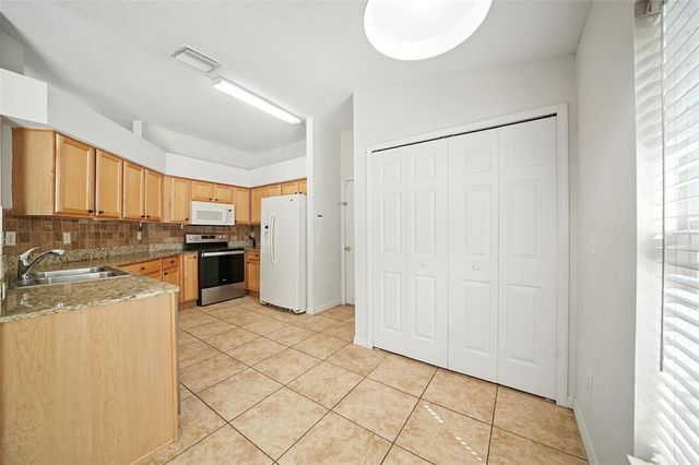 18312 SNOWDONIA DRIVE, Land O Lakes, FL 34638
