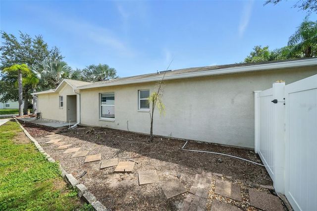 18312 SNOWDONIA DRIVE, Land O Lakes, FL 34638