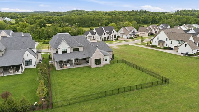 6071 Porters Union Way, Arrington, TN 37014