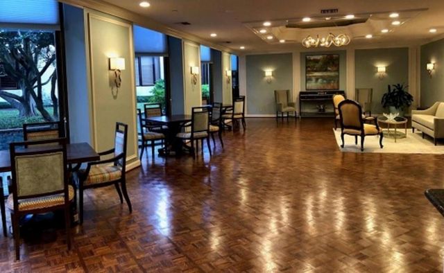 5555 Del Monte Drive 702, Houston, TX 77056