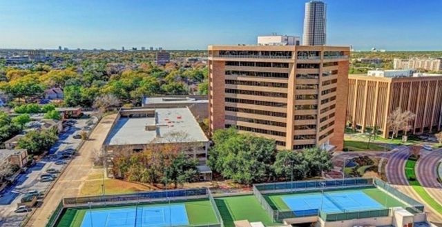 5555 Del Monte Drive 702, Houston, TX 77056