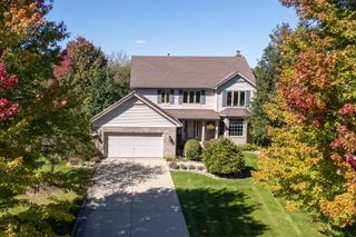 1490 Pheasant Trail Court, Hoffman Estates, IL 60192