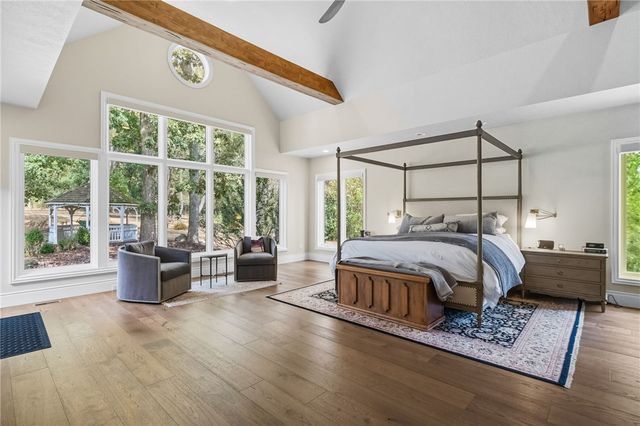 5056 Bear Run Rd, Cranberry Twp, PA 16066