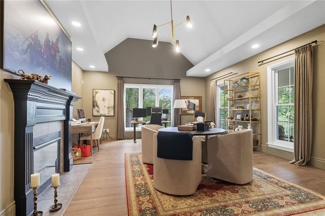 5056 Bear Run Rd, Cranberry Twp, PA 16066