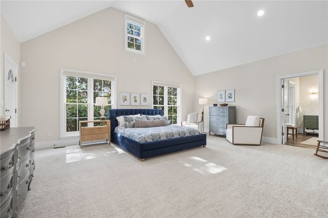 5056 Bear Run Rd, Cranberry Twp, PA 16066