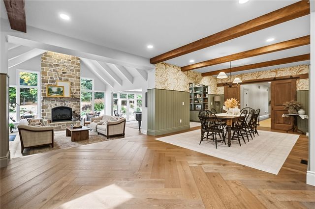 5056 Bear Run Rd, Cranberry Twp, PA 16066