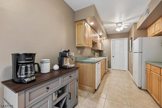 80 Lexington Ln 80, Wayne Twp., NJ 07470