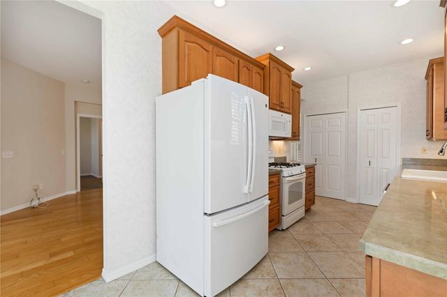 8115 VICTORIA FALLS CIRCLE, Sarasota, FL 34243