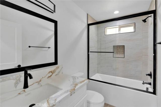 24617 Pala Road, Apple Valley, CA 92307