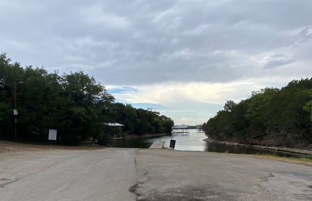 4632 Evening View Drive, Granbury, TX 76048