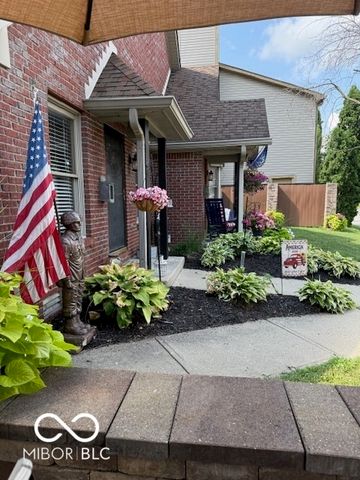 18 Hough Street, Greenfield, IN 46140