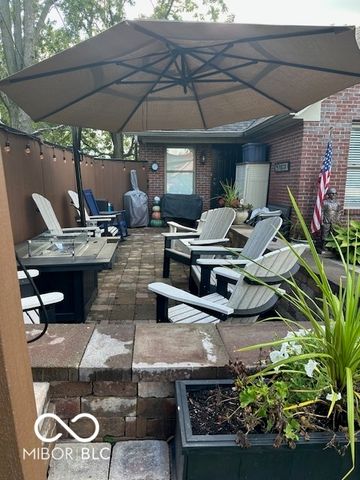 18 Hough Street, Greenfield, IN 46140