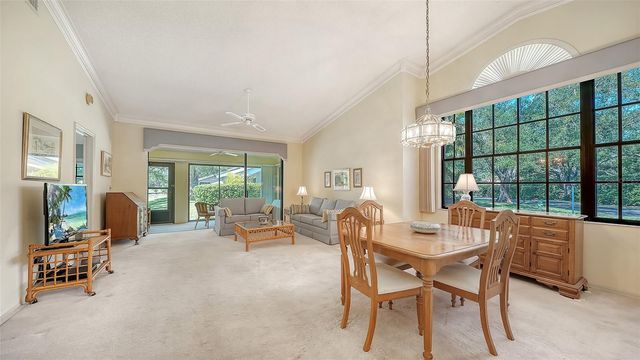 5456 HAMPSTEAD HEATH 20, Sarasota, FL 34235