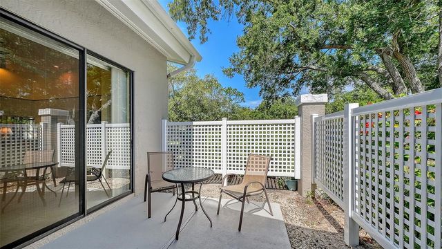 5456 HAMPSTEAD HEATH 20, Sarasota, FL 34235