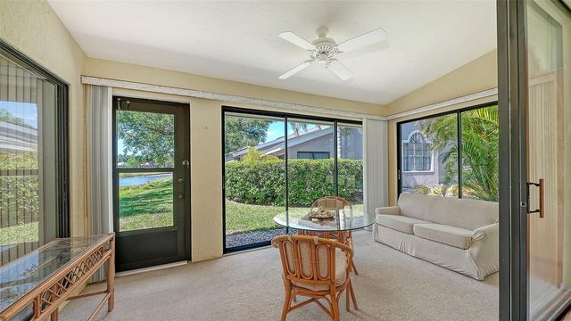 5456 HAMPSTEAD HEATH 20, Sarasota, FL 34235