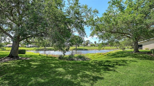 5456 HAMPSTEAD HEATH 20, Sarasota, FL 34235
