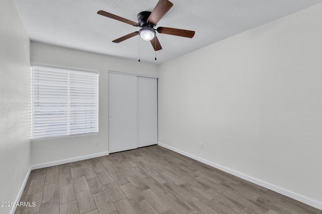 5543 W GOLDEN Lane, Glendale, AZ 85302