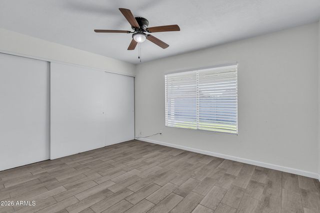 5543 W GOLDEN Lane, Glendale, AZ 85302