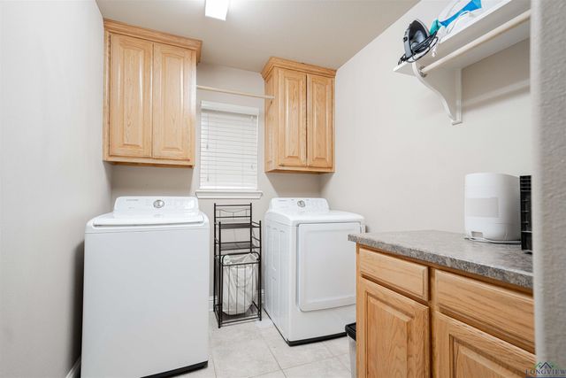 350 Shannas Trl, Tatum, TX 75691