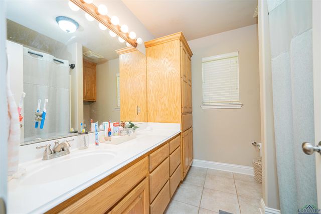 350 Shannas Trl, Tatum, TX 75691