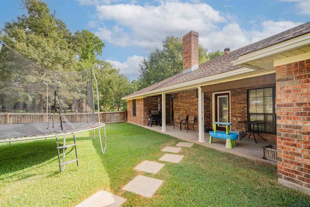 350 Shannas Trl, Tatum, TX 75691