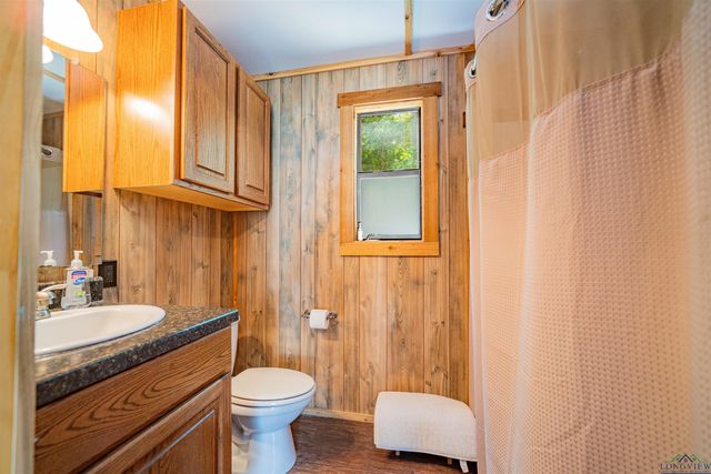 350 Shannas Trl, Tatum, TX 75691