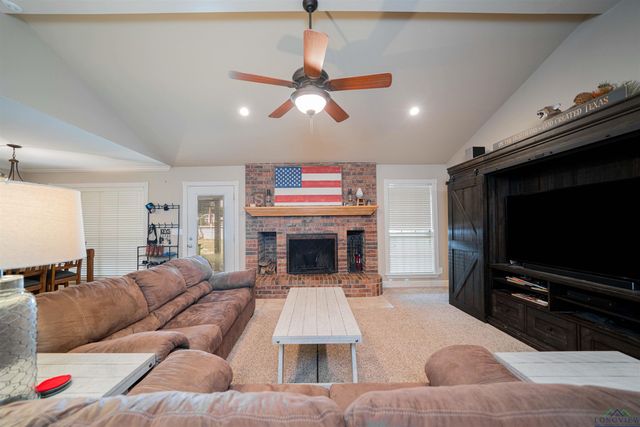 350 Shannas Trl, Tatum, TX 75691