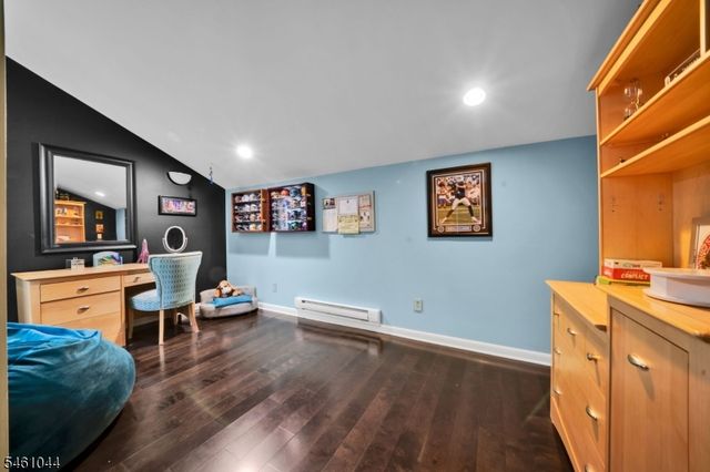 22 Cambridge Dr, Warren Twp., NJ 07059