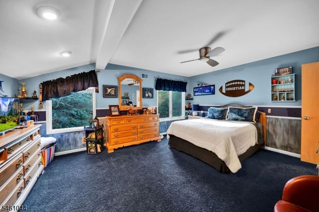 22 Cambridge Dr, Warren Twp., NJ 07059